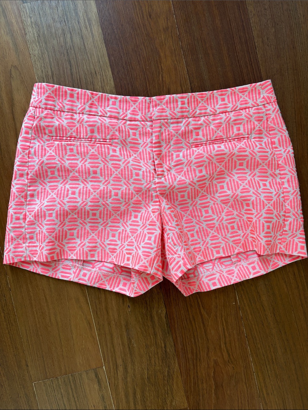 GAP 4 Women's Pink Geometric Print Dressy Shorts